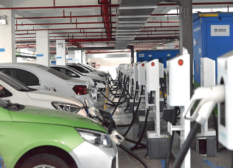 合肥創(chuàng)新建立新能源汽車“充電+換電”互補(bǔ)模式，驅(qū)動(dòng)汽車充電設(shè)備研發(fā)新篇章